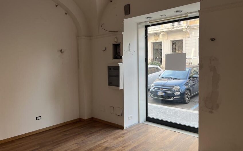 Anzio Centralissimo Piazza Cesare Battisti